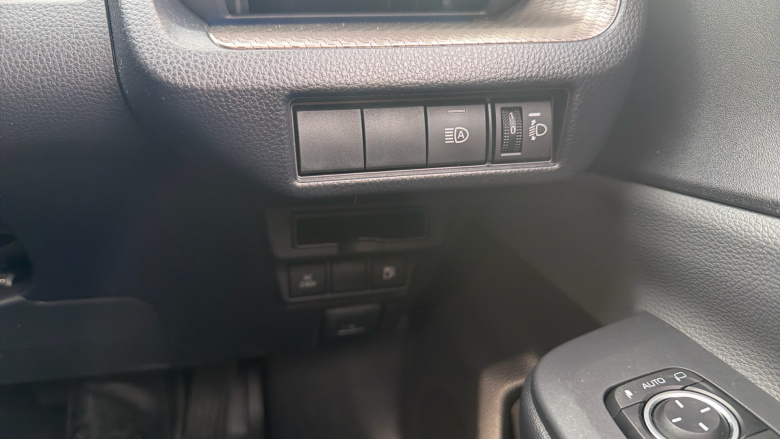 Toyota Prius 2.0 PHEV Design 5dr CVT Hatchback